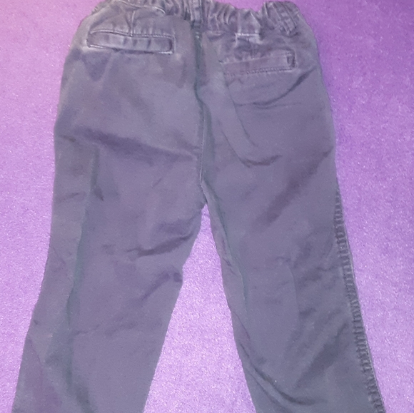 Bundle of 2 Boys Pants - Picture 9 of 9